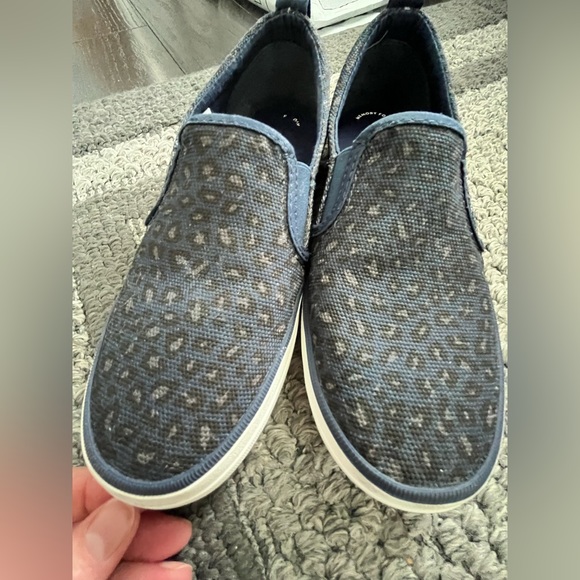 Blue navy sperry’s crest tg slip-on sneakers size 7 - Picture 2 of 5